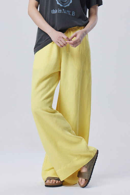 https://img.benettonmall.com/PARTS/KB/26F/BAPT08641YE_MB_D0.jpg?cb=1788777022