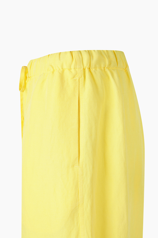 https://img.benettonmall.com/PARTS/KB/26F/BAPT08641YE_MB_D13.jpg?cb=1788777022
