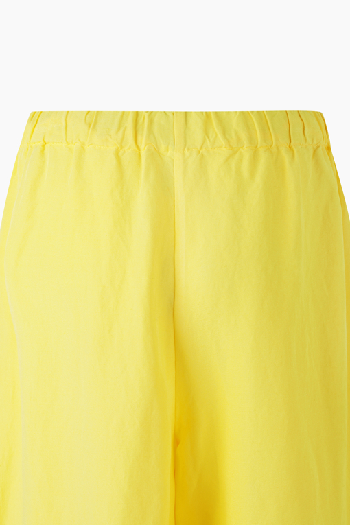 https://img.benettonmall.com/PARTS/KB/26F/BAPT08641YE_MB_D14.jpg?cb=1788777022