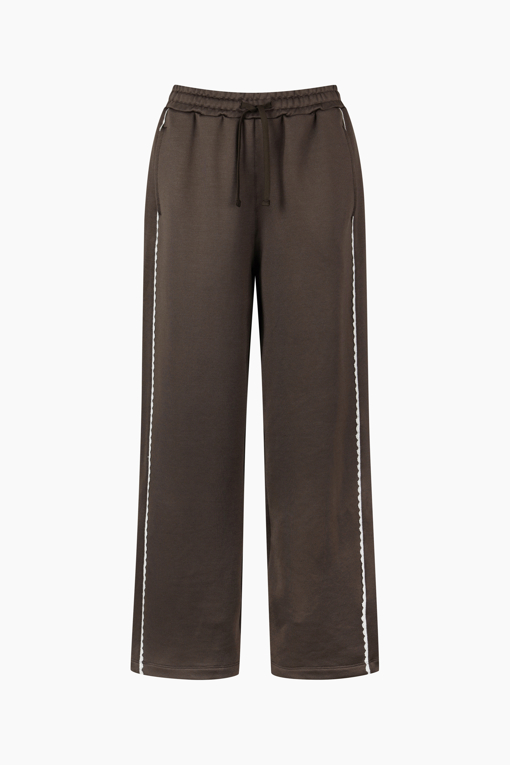 https://img.benettonmall.com/PARTS/KB/26F/BAPT30641BR_MB_D10.jpg?cb=1788777022