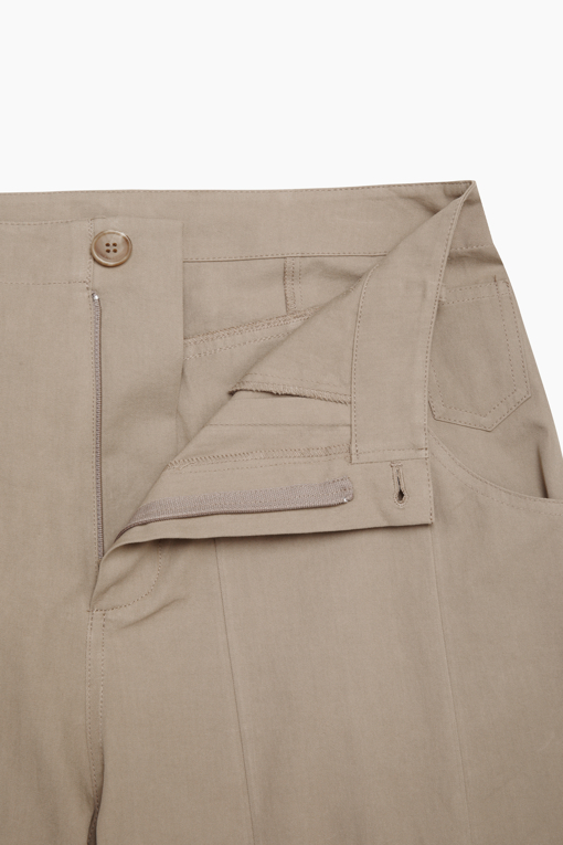 https://img.benettonmall.com/PARTS/KB/26F/BAPT33641BG_MB_D7.jpg?cb=1788777022
