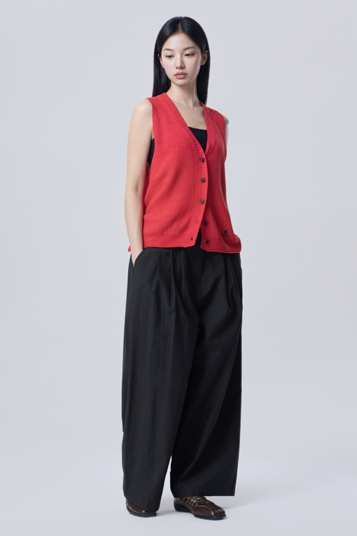 https://img.benettonmall.com/PARTS/KB/26F/BAPT34641BK_MB_D5.jpg?cb=1788777022