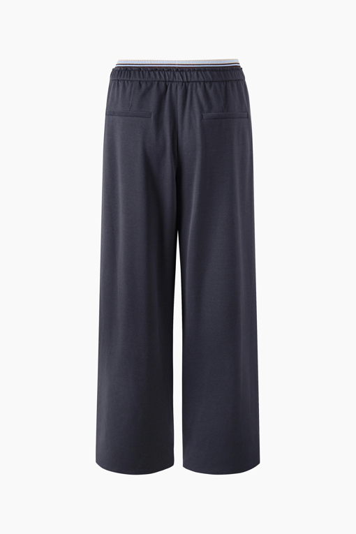 https://img.benettonmall.com/PARTS/KB/26F/BAPT35641DN_MB_D1.jpg