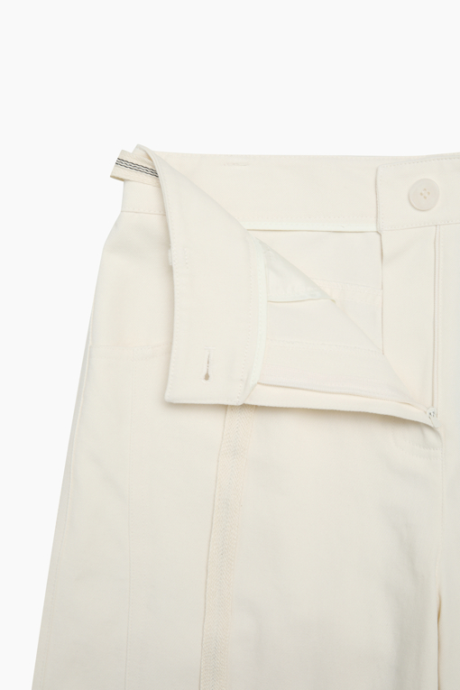https://img.benettonmall.com/PARTS/KB/26F/BAPT36641IV_MB_D5.jpg