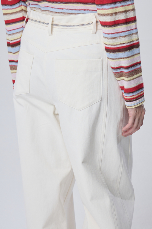 https://img.benettonmall.com/PARTS/KB/26F/BAPT36641IV_MB_M4.jpg?cb=1788777022