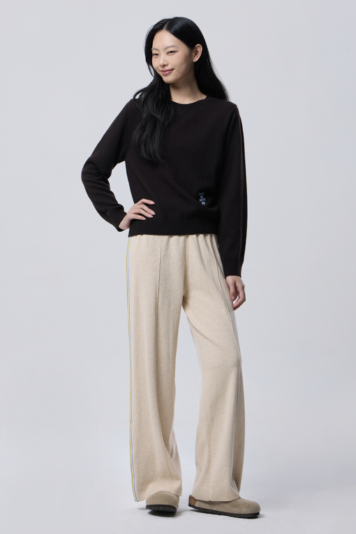 https://img.benettonmall.com/PARTS/KB/26F/BAPT37641BE_MB_M5.jpg?cb=1788777022