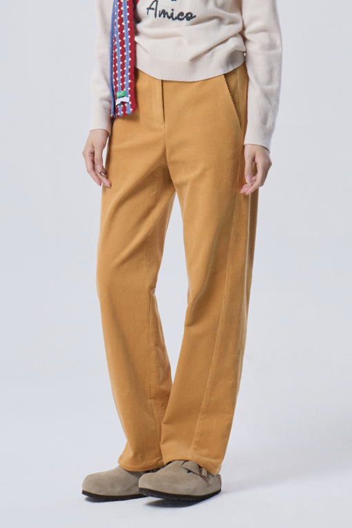 https://img.benettonmall.com/PARTS/KB/26F/BAPT50661CA_MB_M0.jpg
