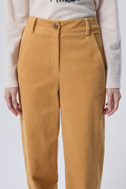 https://img.benettonmall.com/PARTS/KB/26F/BAPT50661CA_MB_M2.jpg