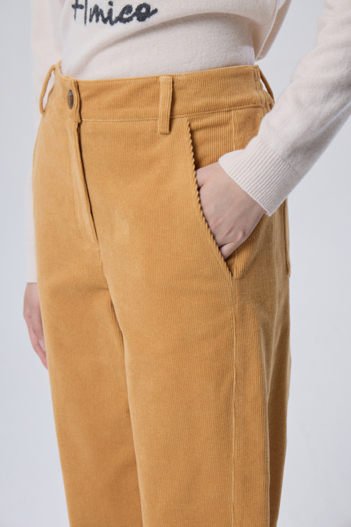 https://img.benettonmall.com/PARTS/KB/26F/BAPT50661CA_MB_M3.jpg