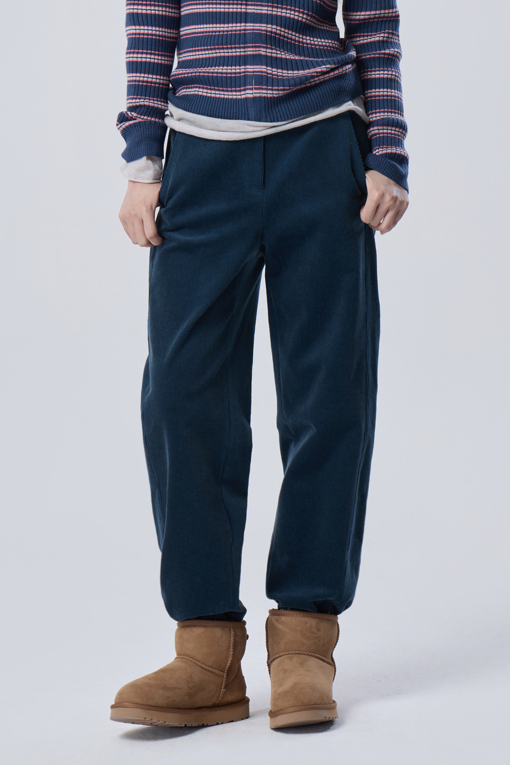https://img.benettonmall.com/PARTS/KB/26F/BAPT50661NY_MB_M0.jpg