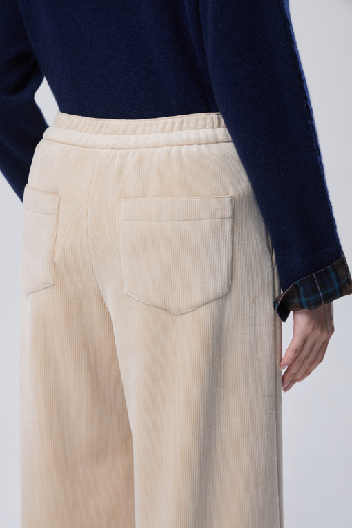 https://img.benettonmall.com/PARTS/KB/26F/BAPT52661BE_MB_M4.jpg