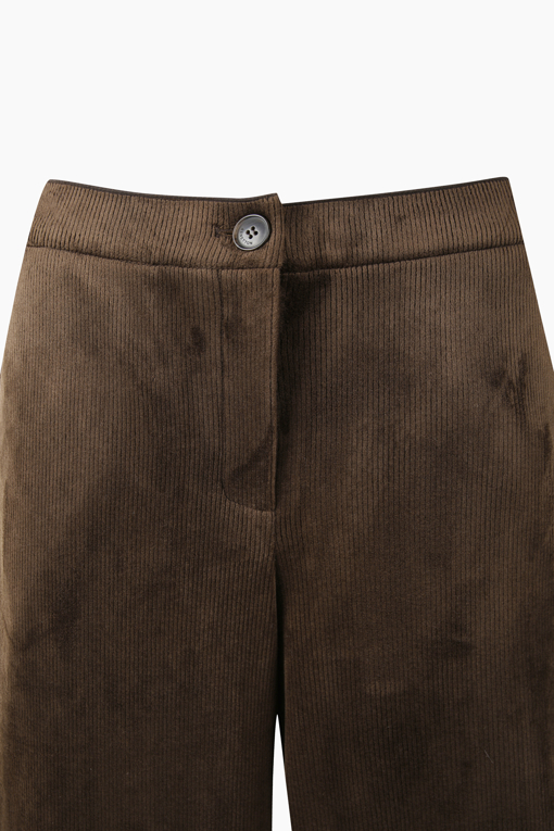 https://img.benettonmall.com/PARTS/KB/26F/BAPT52661BR_MB_D2.jpg