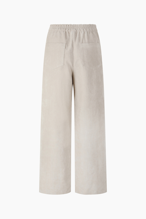 https://img.benettonmall.com/PARTS/KB/26F/BAPT53661BE_MB_D1.jpg
