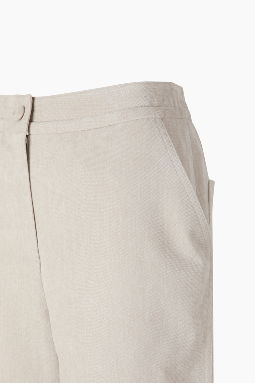 https://img.benettonmall.com/PARTS/KB/26F/BAPT53661BE_MB_D3.jpg