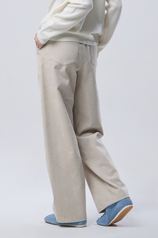 https://img.benettonmall.com/PARTS/KB/26F/BAPT53661BE_MB_M1.jpg