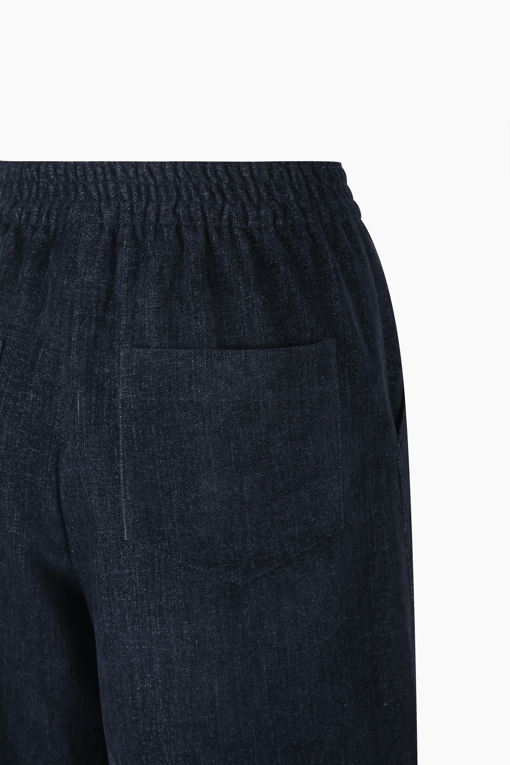 https://img.benettonmall.com/PARTS/KB/26F/BAPT53661NY_MB_D4.jpg
