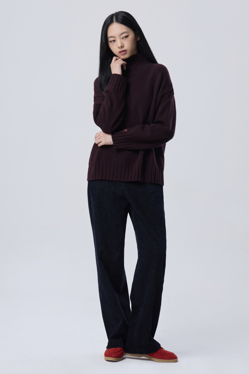 https://img.benettonmall.com/PARTS/KB/26F/BAPT53661NY_MB_M5.jpg