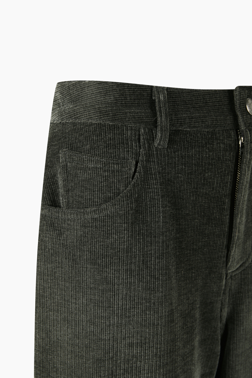 https://img.benettonmall.com/PARTS/KB/26F/BAPT54661KA_MB_D3.jpg