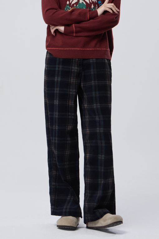 https://img.benettonmall.com/PARTS/KB/26F/BAPT59661GN_MB_M0.jpg