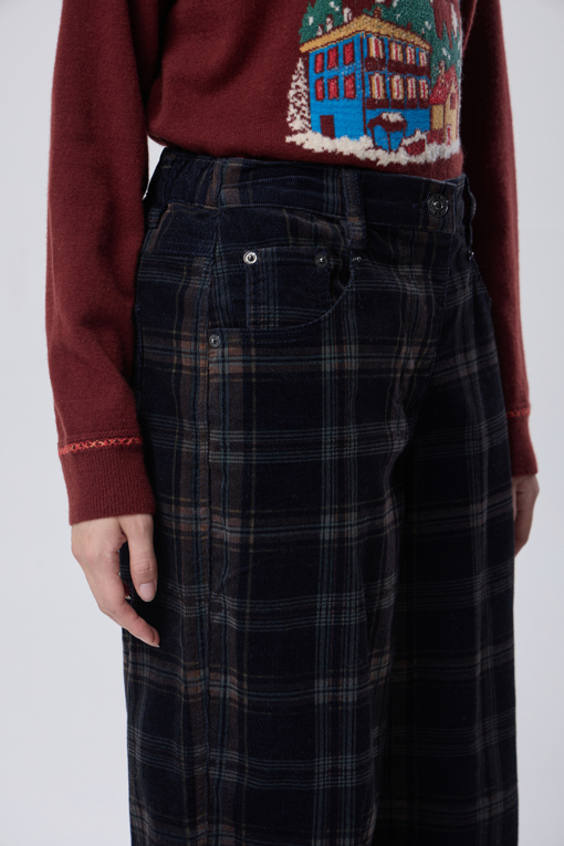 https://img.benettonmall.com/PARTS/KB/26F/BAPT59661GN_MB_M3.jpg