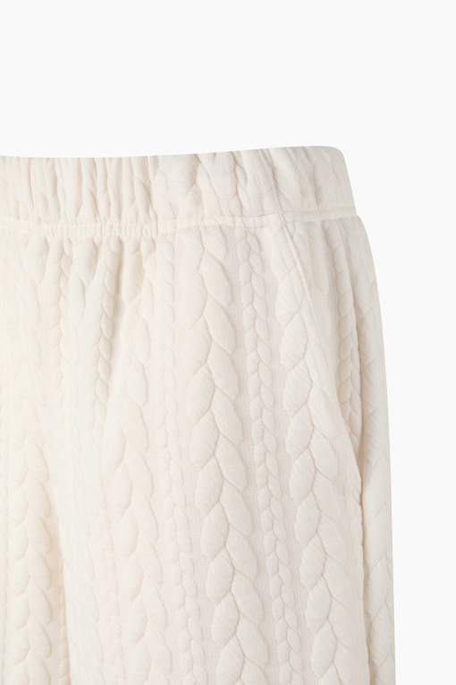 https://img.benettonmall.com/PARTS/KB/26F/BAPTE1661IV_MB_D3.jpg