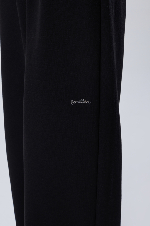 https://img.benettonmall.com/PARTS/KB/26F/BAPTF2661BK_MB_M4.jpg