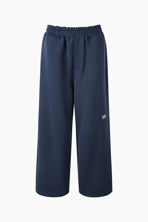 https://img.benettonmall.com/PARTS/KB/26F/BAPTG1661DN_MB_D0.jpg