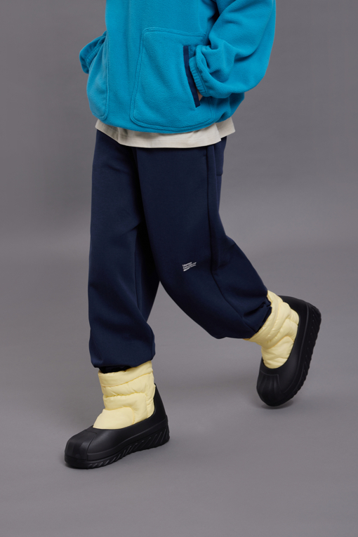 https://img.benettonmall.com/PARTS/KB/26F/BAPTG1661DN_MB_M12.jpg