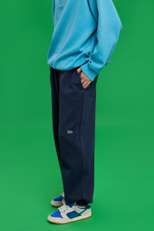 https://img.benettonmall.com/PARTS/KB/26F/BAPTG1661DN_MB_M19.jpg
