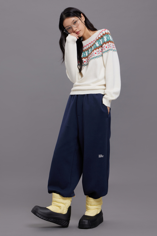 https://img.benettonmall.com/PARTS/KB/26F/BAPTG1661DN_MB_M5.jpg