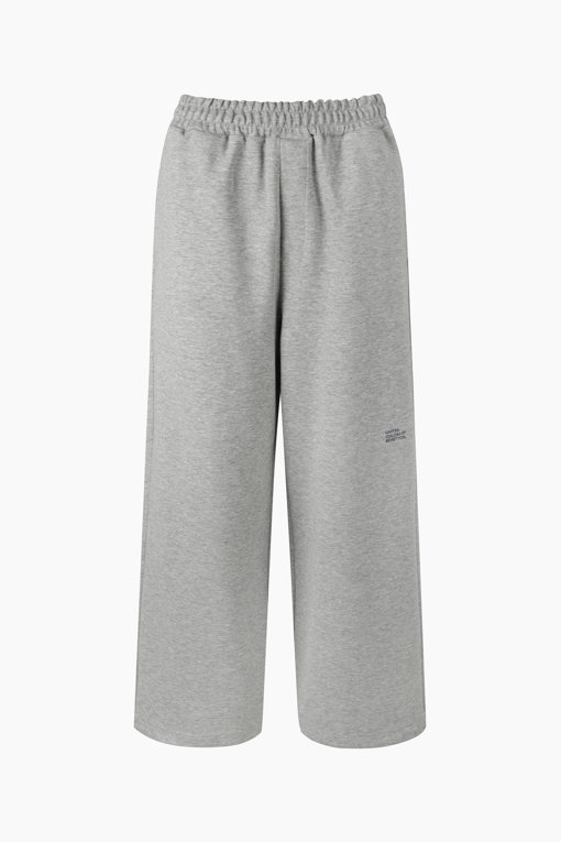 https://img.benettonmall.com/PARTS/KB/26F/BAPTG1661MG_MB_D0.jpg