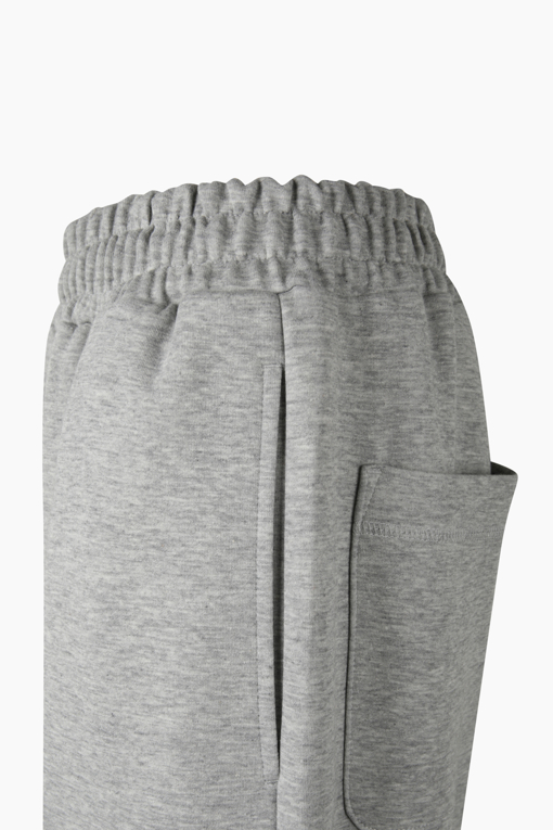 https://img.benettonmall.com/PARTS/KB/26F/BAPTG1661MG_MB_D3.jpg