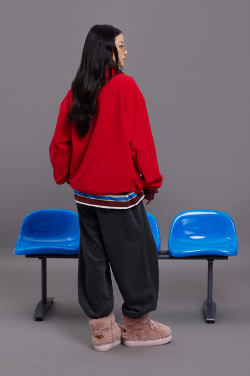 https://img.benettonmall.com/PARTS/KB/26F/BAPTG2661DG_MB_M5.jpg