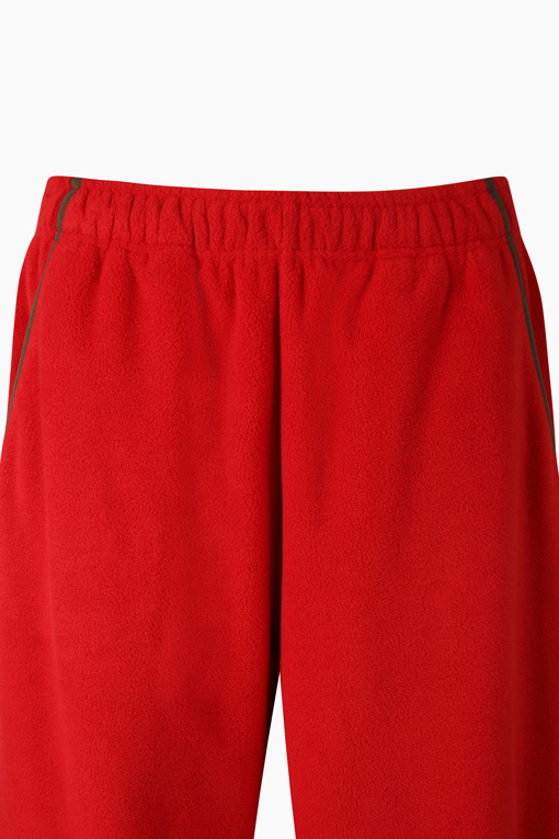 https://img.benettonmall.com/PARTS/KB/26F/BAPTG2661RD_MB_D2.jpg