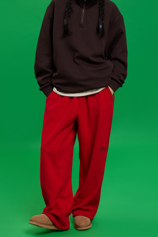 https://img.benettonmall.com/PARTS/KB/26F/BAPTG2661RD_MB_M4.jpg