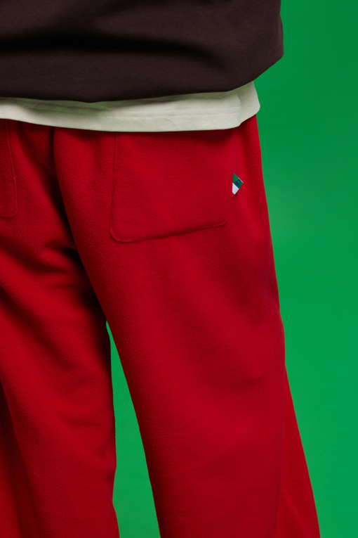 https://img.benettonmall.com/PARTS/KB/26F/BAPTG2661RD_MB_M6.jpg