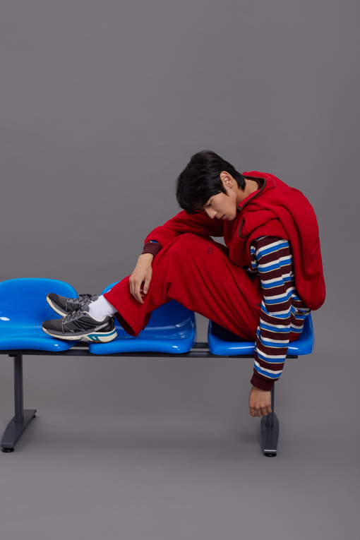 https://img.benettonmall.com/PARTS/KB/26F/BAPTG2661RD_MB_M9.jpg