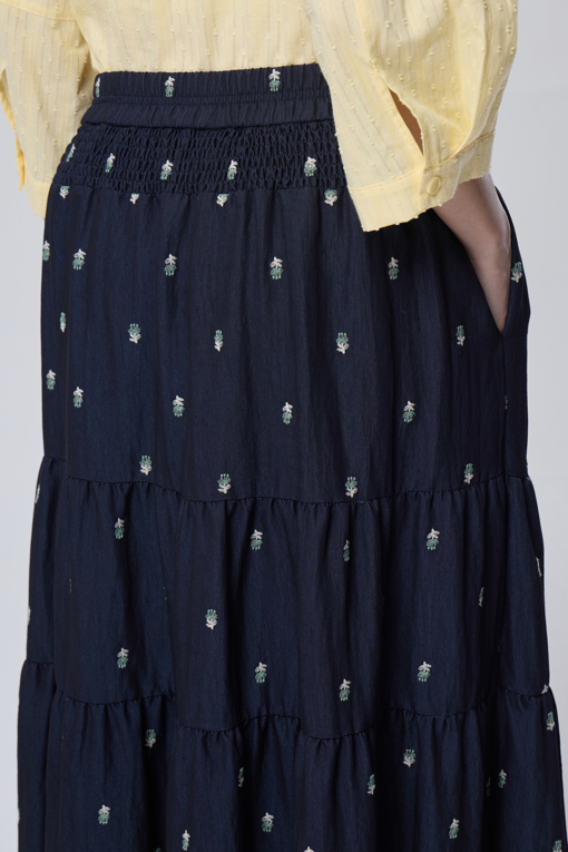 https://img.benettonmall.com/PARTS/KB/26F/BASK04641NY_MB_M4.jpg?cb=1788777022
