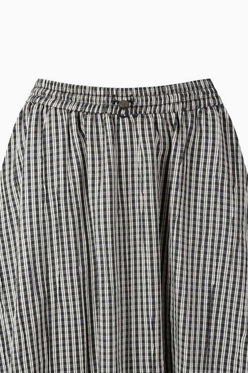 https://img.benettonmall.com/PARTS/KB/26F/BASK30641WH_MB_D12.jpg?cb=1788777022