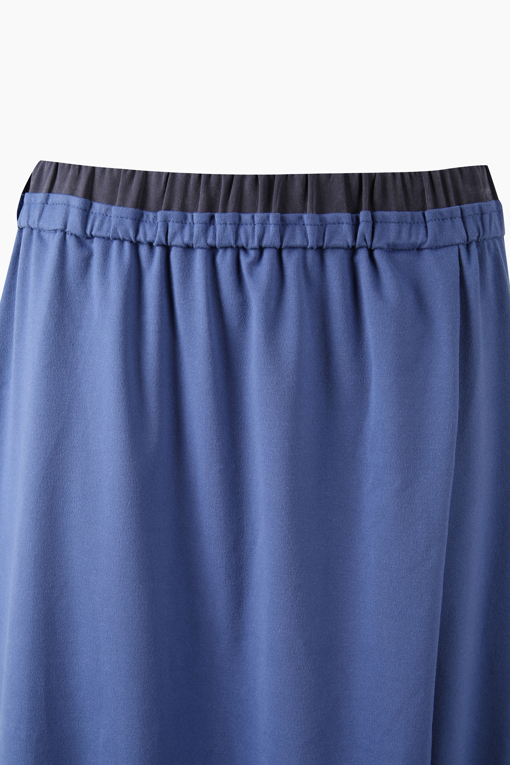 https://img.benettonmall.com/PARTS/KB/26F/BASK31641BL_MB_D2.jpg?cb=1788777022