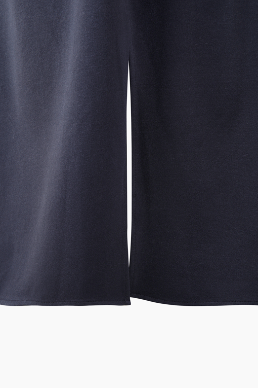 https://img.benettonmall.com/PARTS/KB/26F/BASK31641NY_MB_D3.jpg