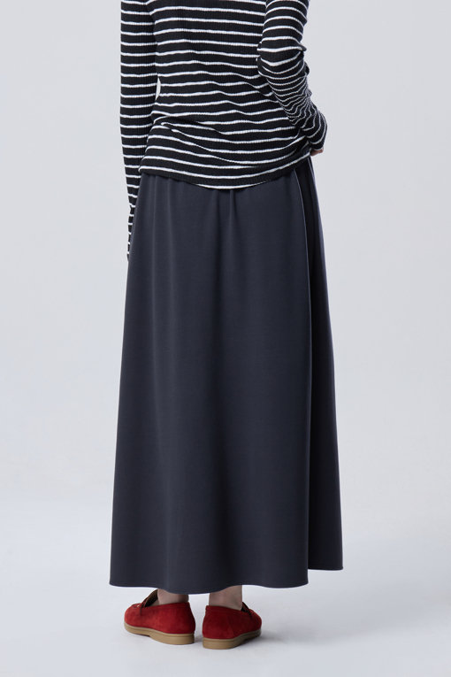 https://img.benettonmall.com/PARTS/KB/26F/BASK31641NY_MB_M1.jpg?cb=1788777022