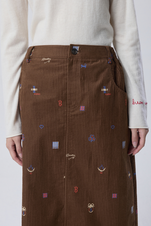 https://img.benettonmall.com/PARTS/KB/26F/BASK51661BR_MB_M2.jpg