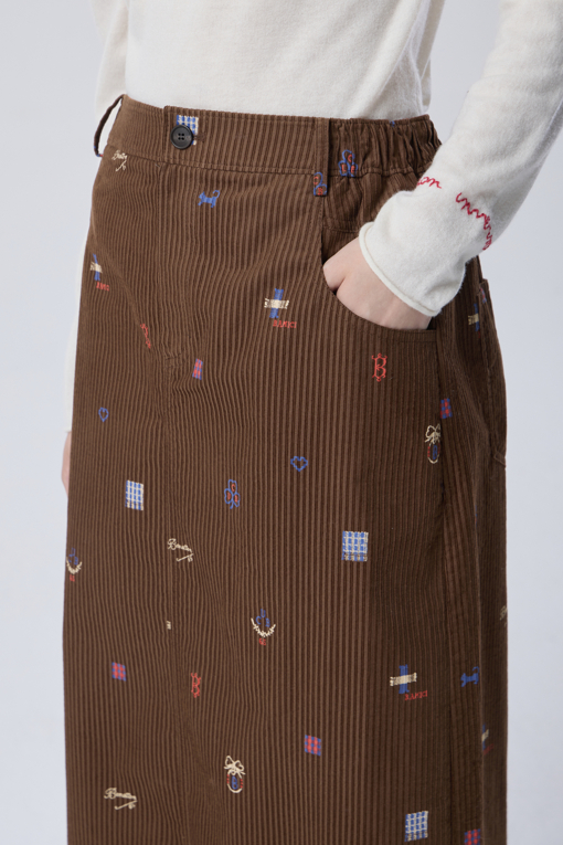 https://img.benettonmall.com/PARTS/KB/26F/BASK51661BR_MB_M3.jpg