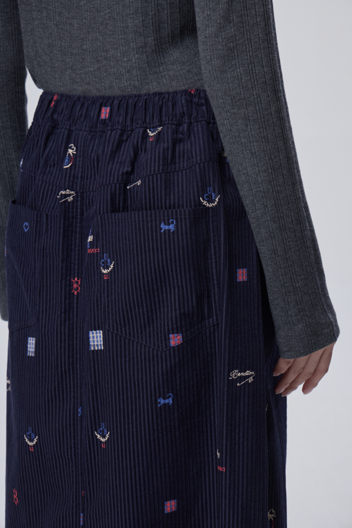 https://img.benettonmall.com/PARTS/KB/26F/BASK51661NY_MB_M4.jpg
