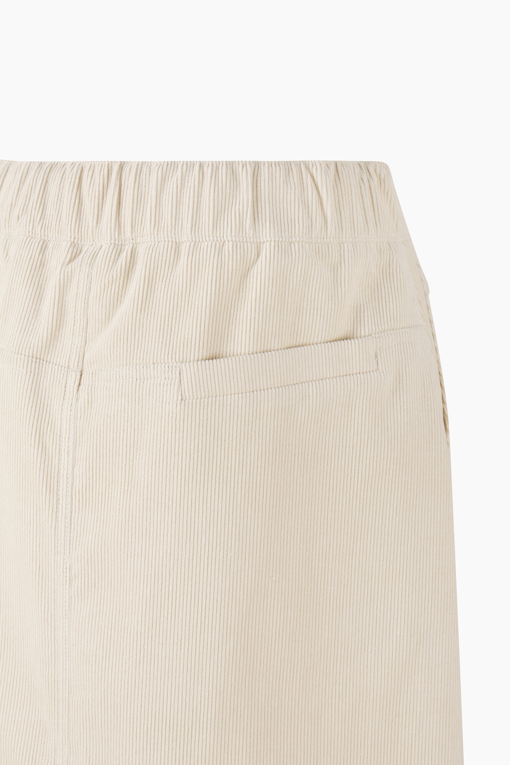 https://img.benettonmall.com/PARTS/KB/26F/BASK52661CR_MB_D4.jpg