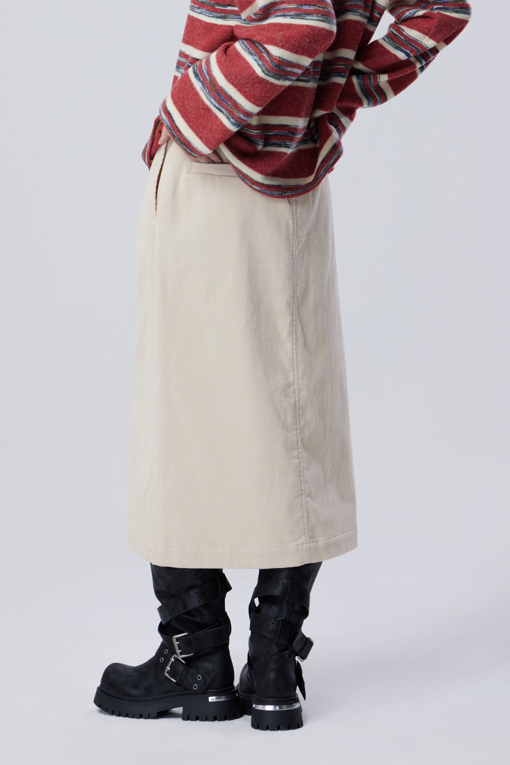 https://img.benettonmall.com/PARTS/KB/26F/BASK52661CR_MB_M1.jpg