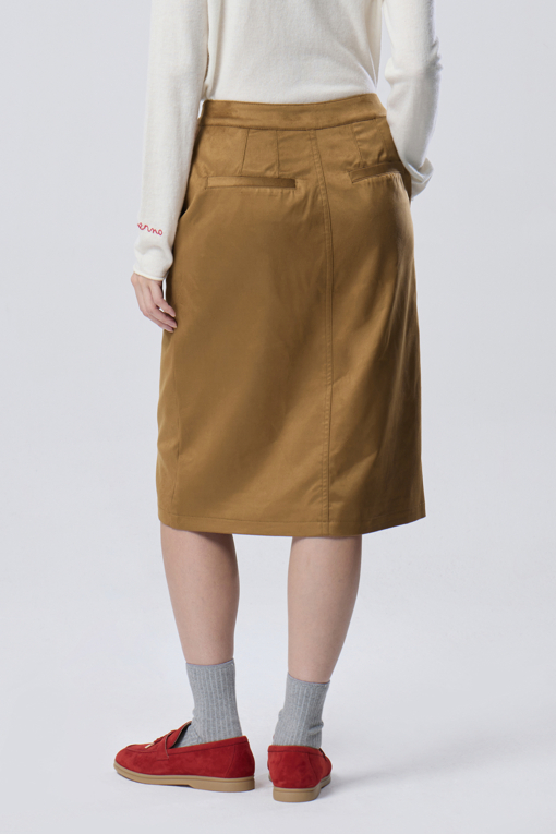 https://img.benettonmall.com/PARTS/KB/26F/BASK72661CA_MB_M1.jpg?cb=1788777022
