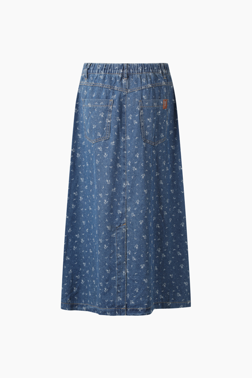 https://img.benettonmall.com/PARTS/KB/26F/BASKE1641IN_MB_D1.jpg