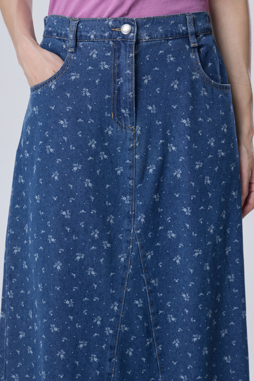 https://img.benettonmall.com/PARTS/KB/26F/BASKE1641IN_MB_D2.jpg?cb=1788777022